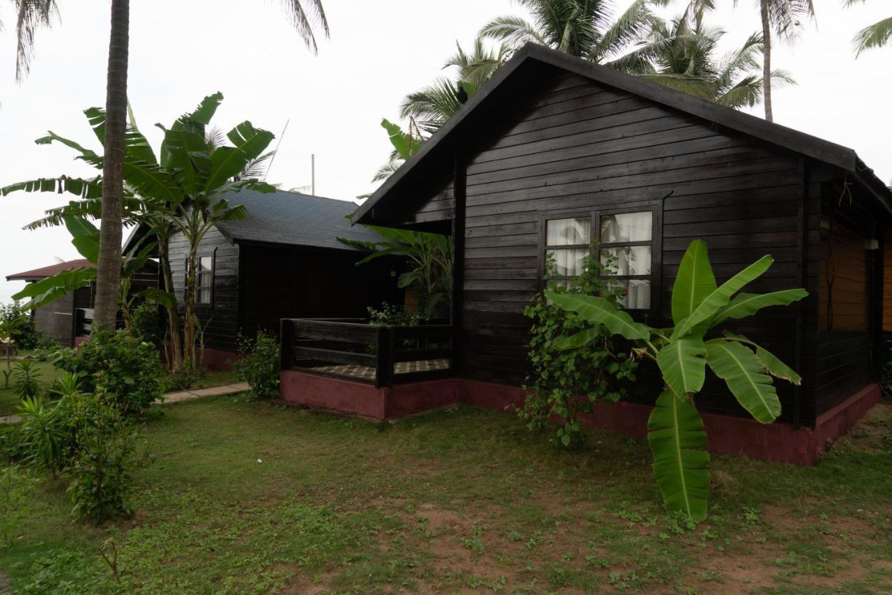 Vista Praia Beach Resort Anjuna Eksteriør billede