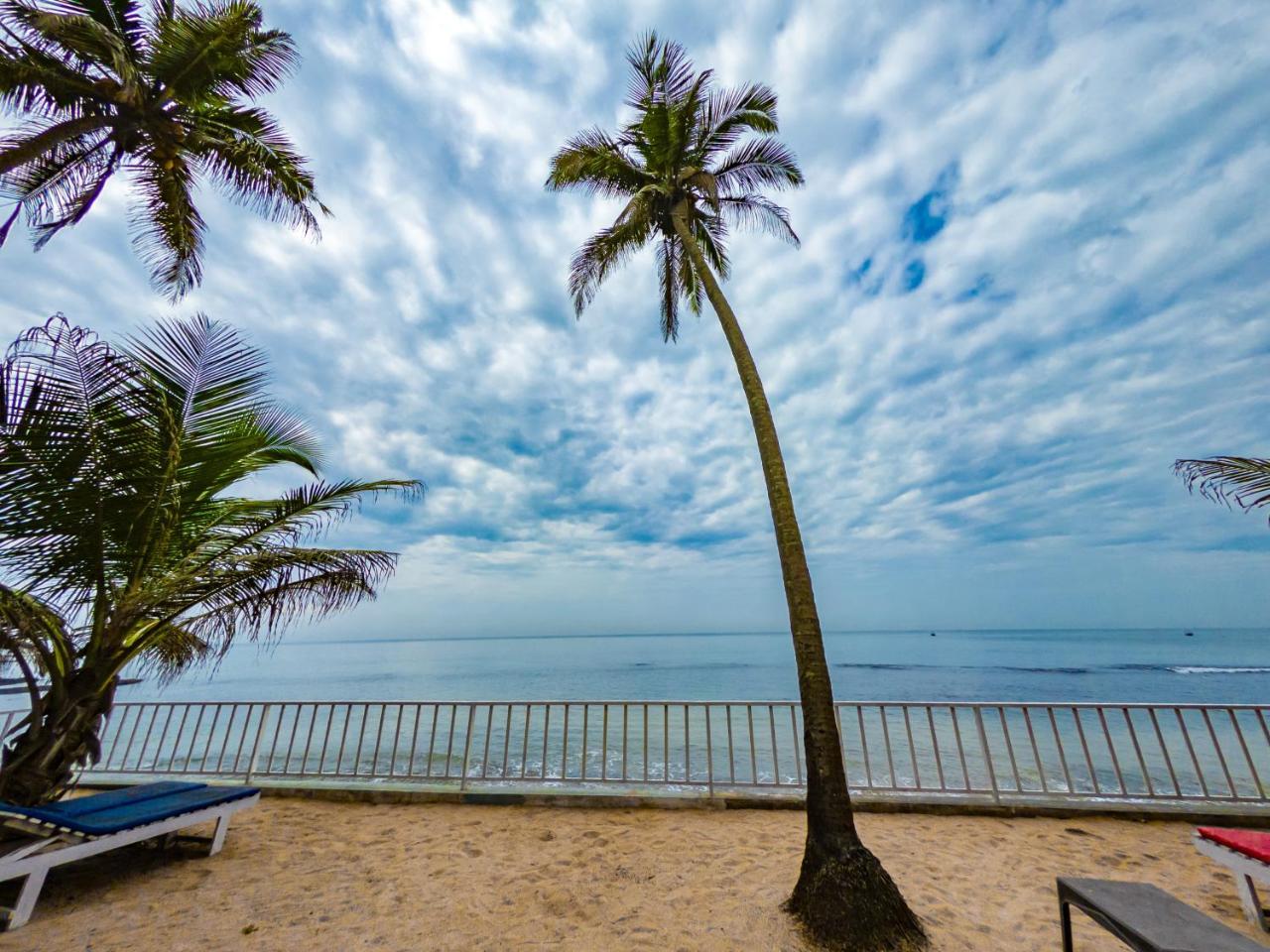 Vista Praia Beach Resort Anjuna Eksteriør billede
