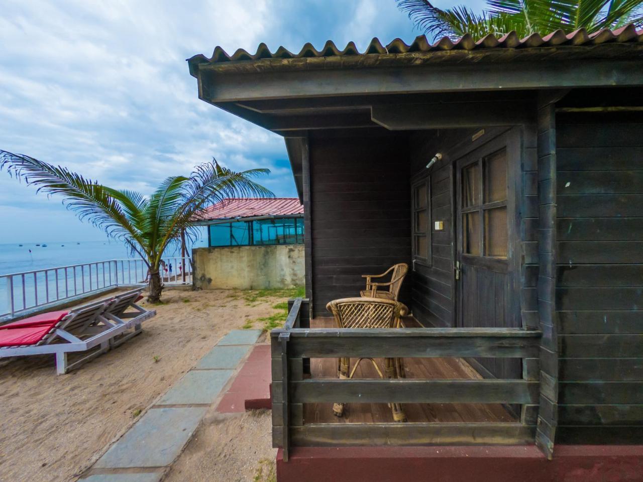 Vista Praia Beach Resort Anjuna Eksteriør billede
