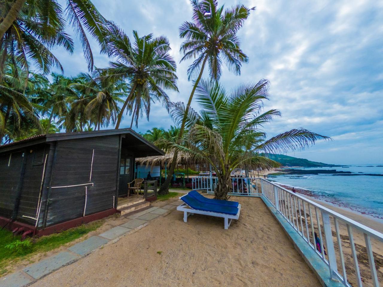 Vista Praia Beach Resort Anjuna Eksteriør billede