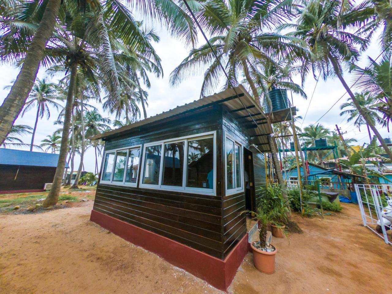 Vista Praia Beach Resort Anjuna Eksteriør billede