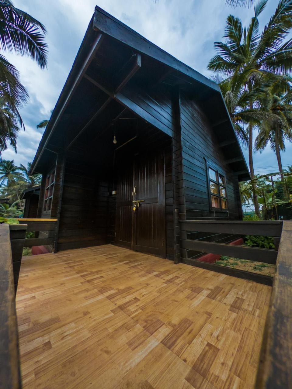 Vista Praia Beach Resort Anjuna Eksteriør billede