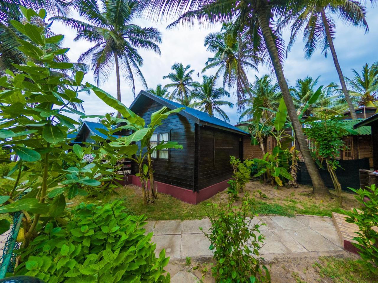 Vista Praia Beach Resort Anjuna Eksteriør billede