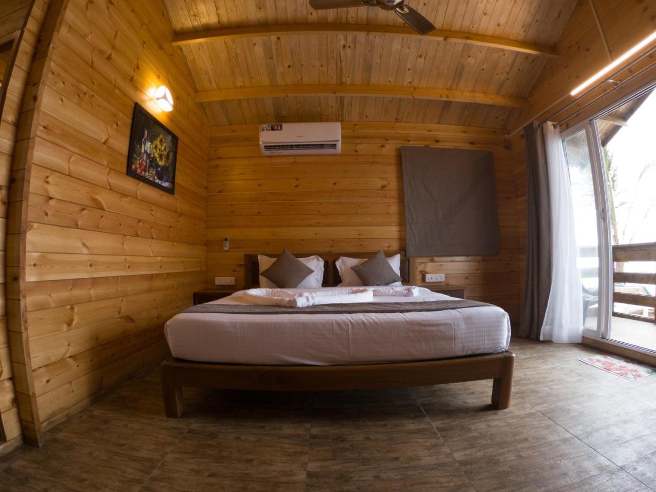 Vista Praia Beach Resort Anjuna Eksteriør billede
